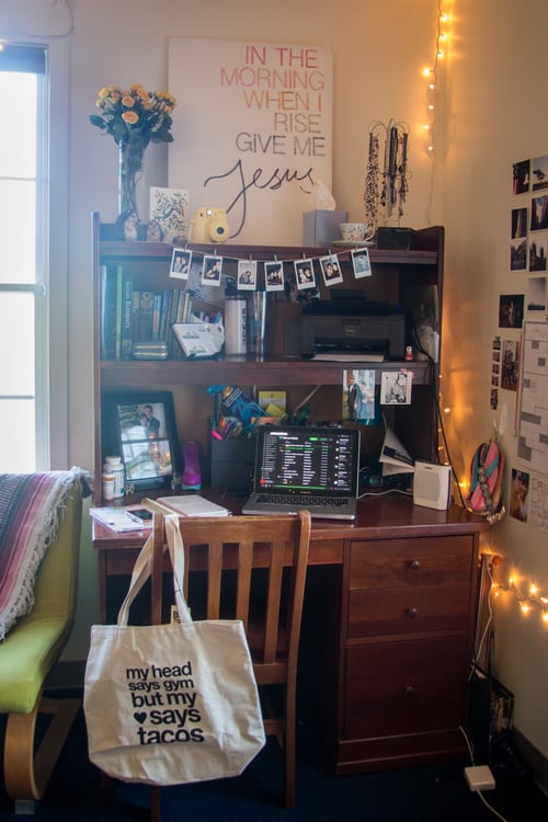 Patrick Henry College dorm room