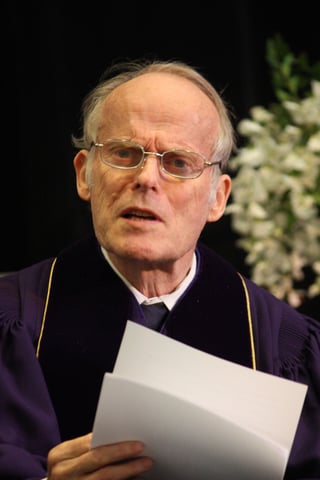 Dr. David Aikman speaks at Patrick Henry College (PHC) commencement