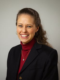 Jennifer Schlaudt headshot