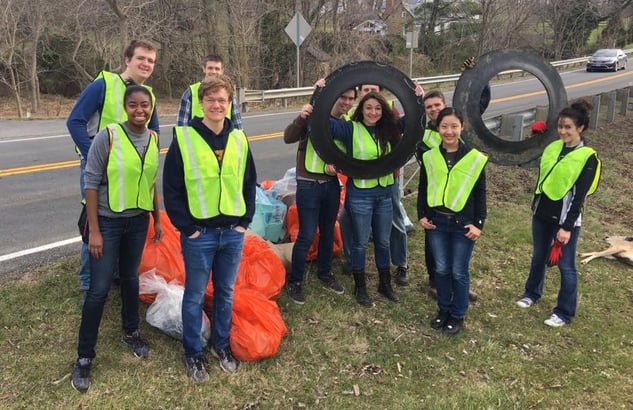 Patrick Henry College (PHC) student volunteers at Purcellville Town-Wide Cleanup Day